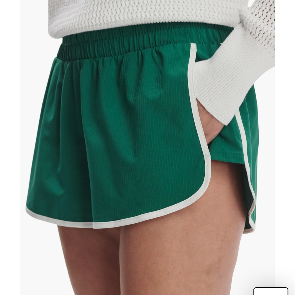 Varley Cream Fitted Sleeveless Tank Top and shorts shorts are M and top is S